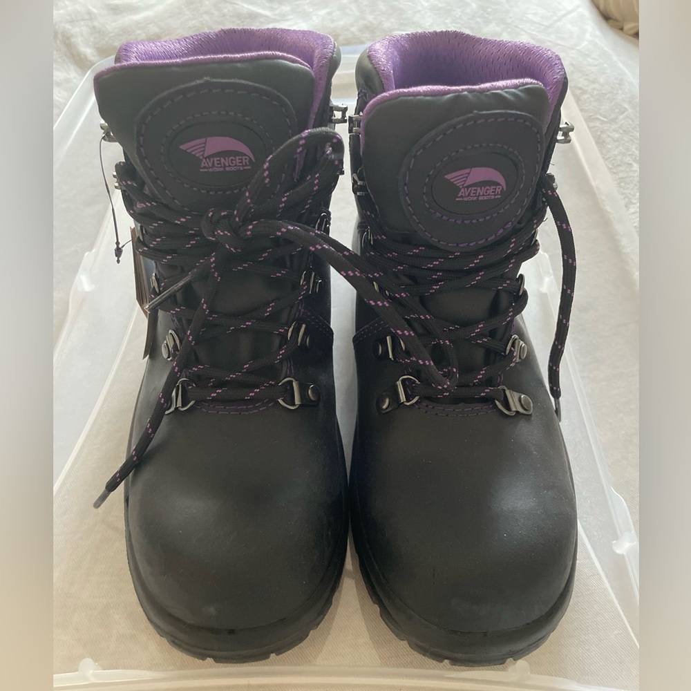 Avenger work boots - women’s